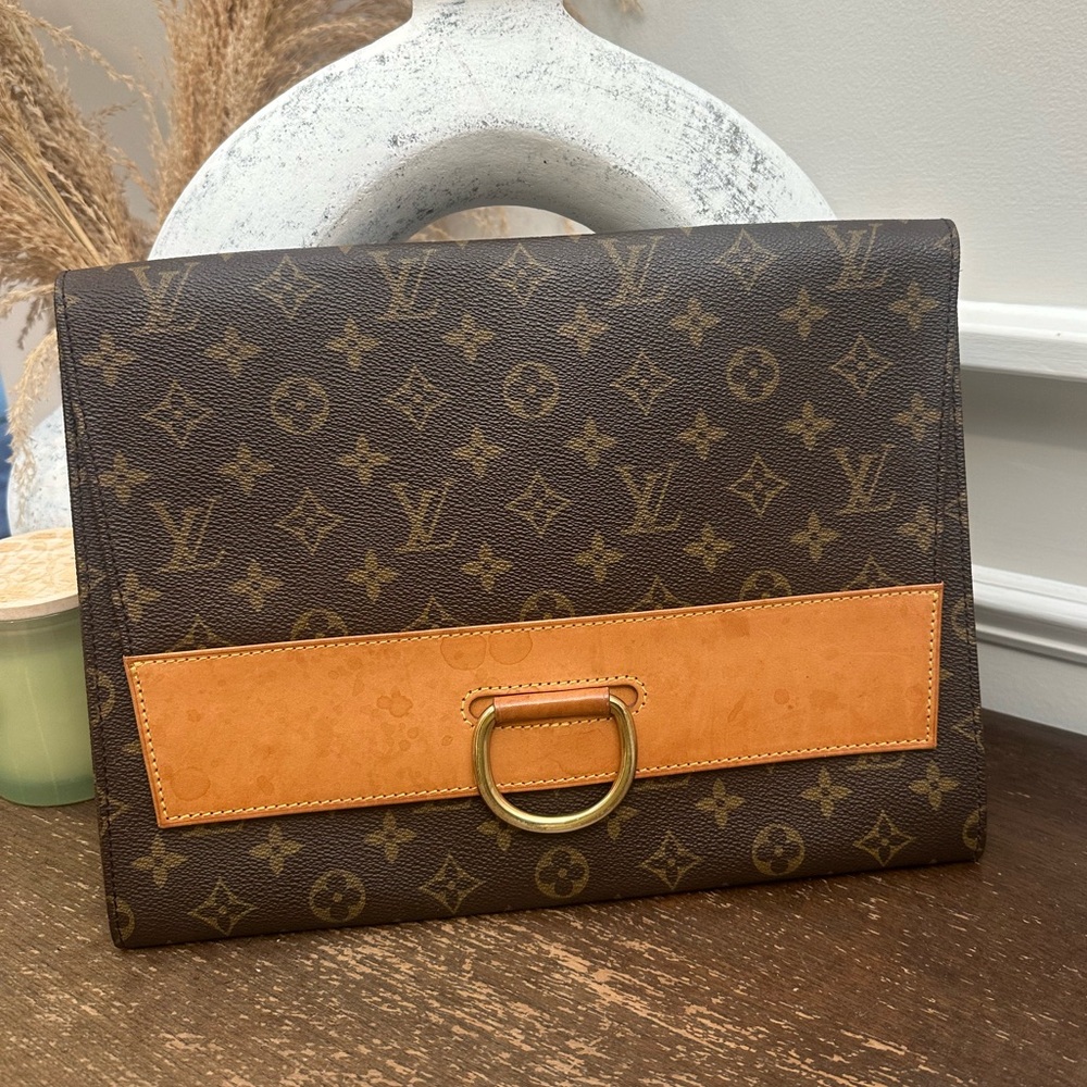 Louis Vuitton Brown and Tan Clutch